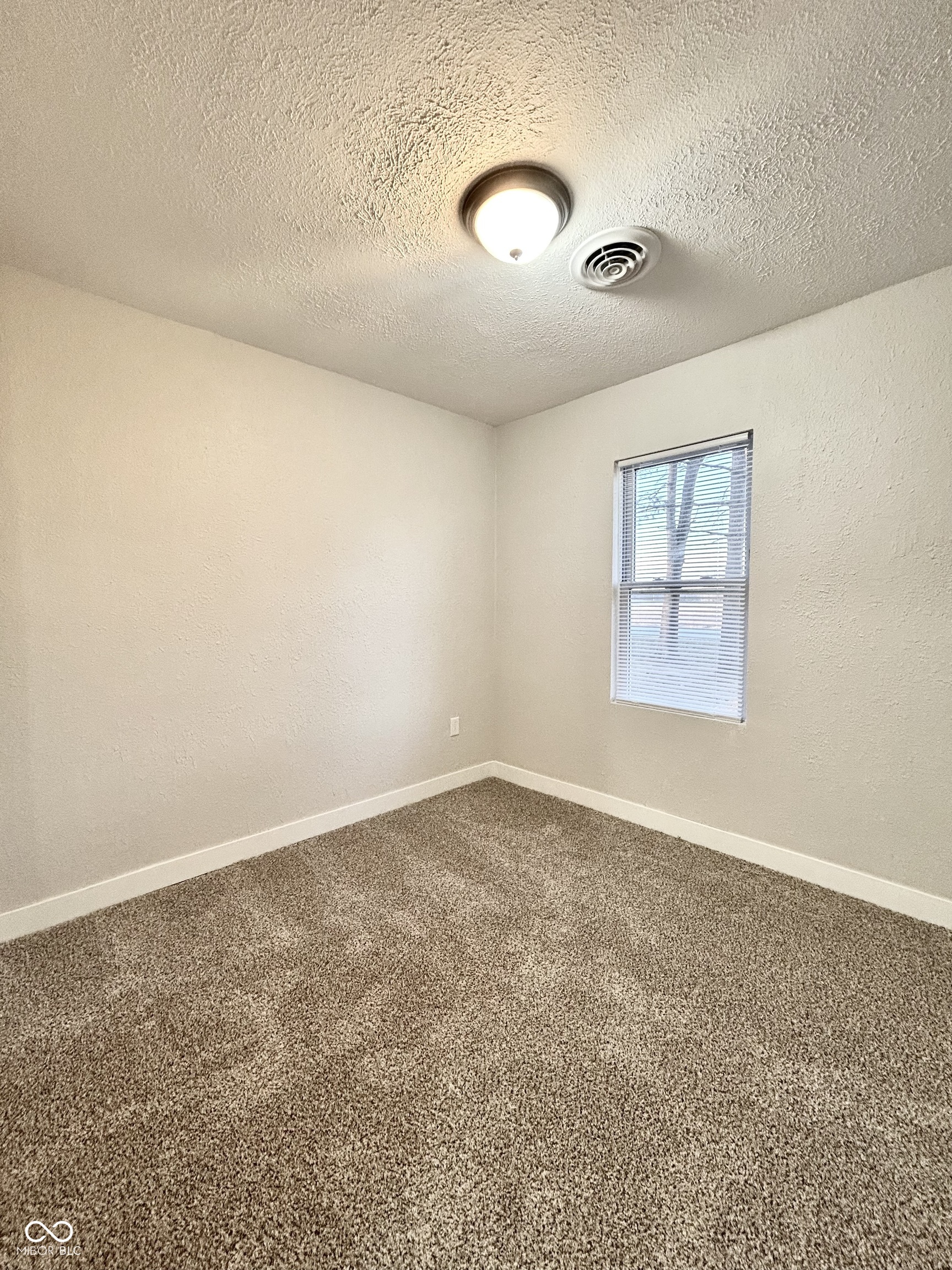 8849 Highway 256 Austin, IN 47102 - Photo 12 of 16