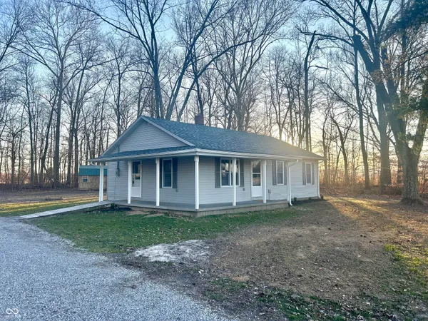 $189,900 | 8849 Highway 256, Austin, IN 47102
