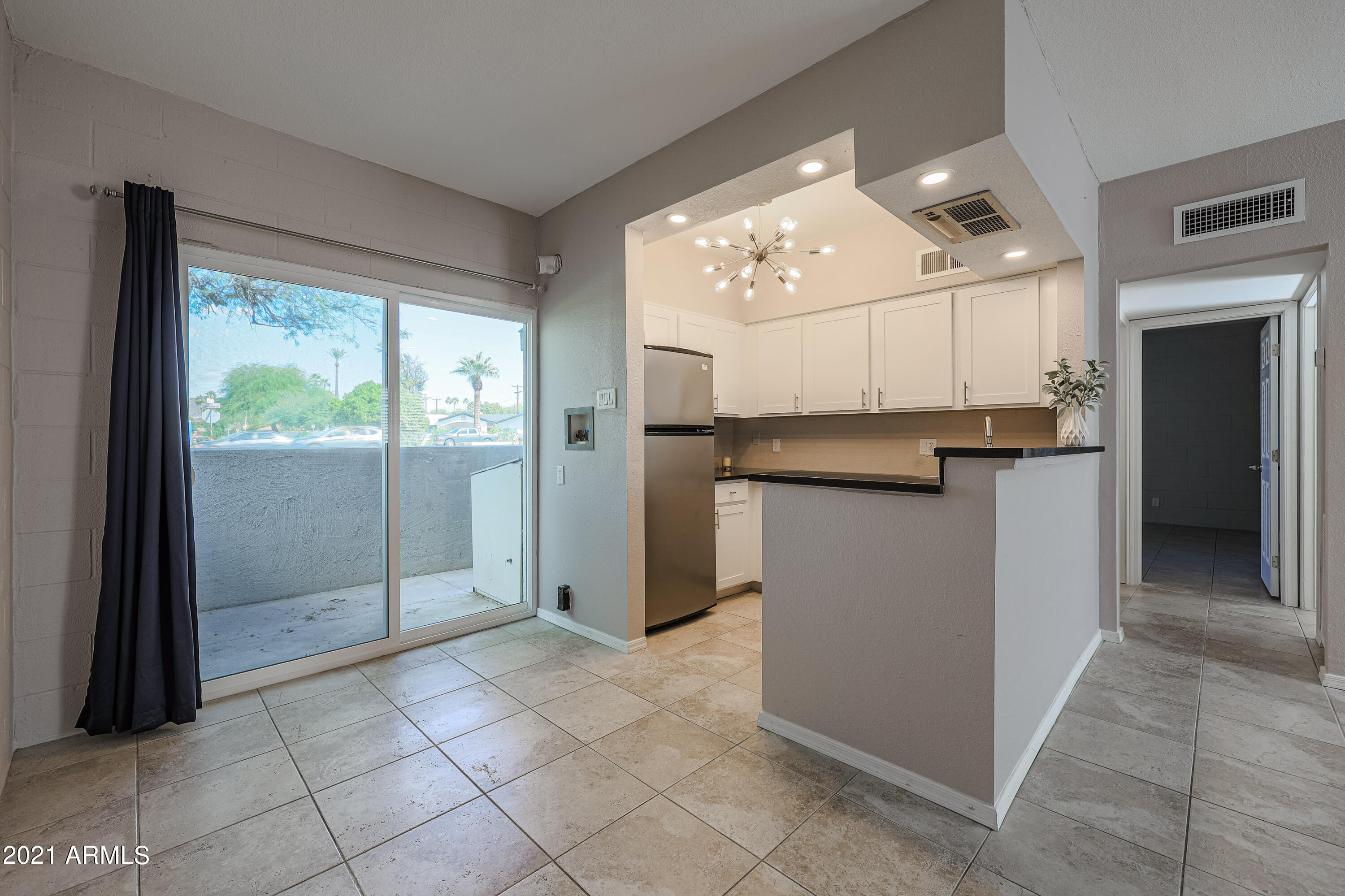 4041 East Camelback Road, Unit 3 Phoenix, AZ 85018 - Photo 15 of 22 Laundry hook up