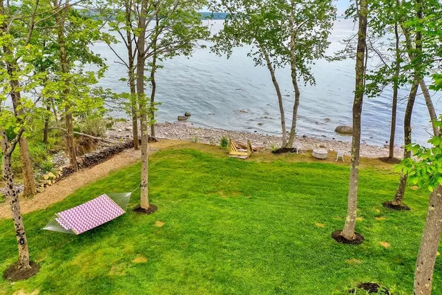 $1,925,000 | 19 Glenview Lane, Belfast, ME 04915