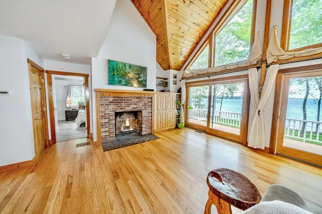 $1,925,000 | 19 Glenview Lane, Belfast, ME 04915