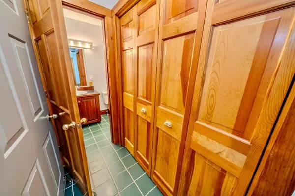 $1,925,000 | 19 Glenview Lane, Belfast, ME 04915