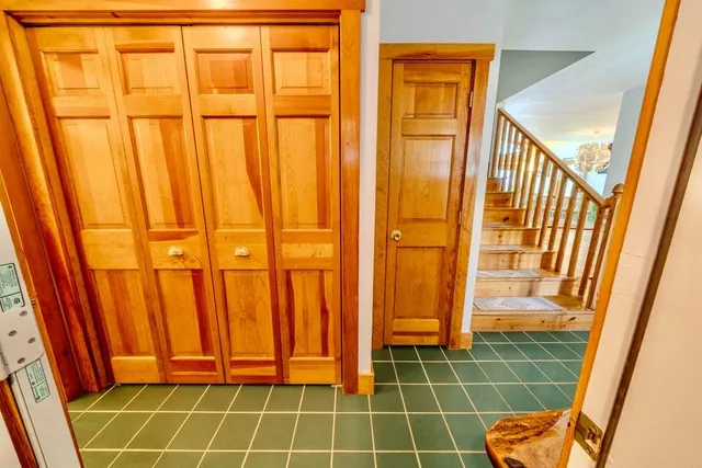 $1,925,000 | 19 Glenview Lane, Belfast, ME 04915