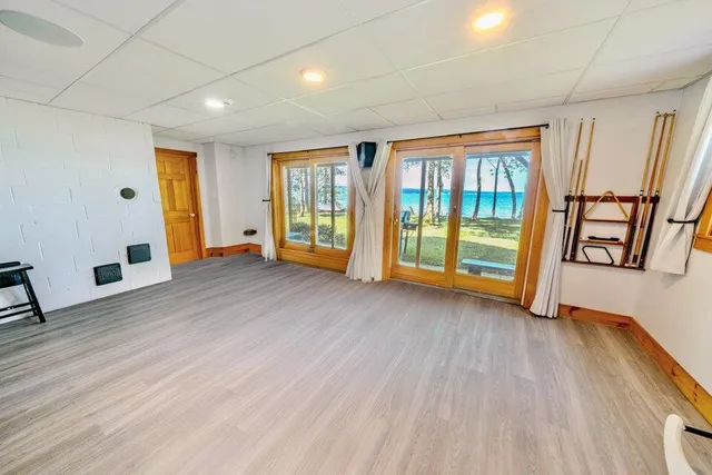 $1,925,000 | 19 Glenview Lane, Belfast, ME 04915