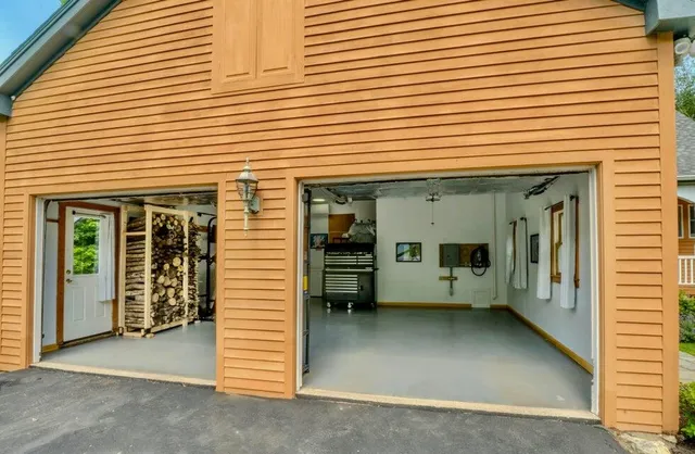 $1,925,000 | 19 Glenview Lane, Belfast, ME 04915