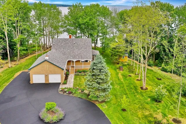 $1,925,000 | 19 Glenview Lane, Belfast, ME 04915