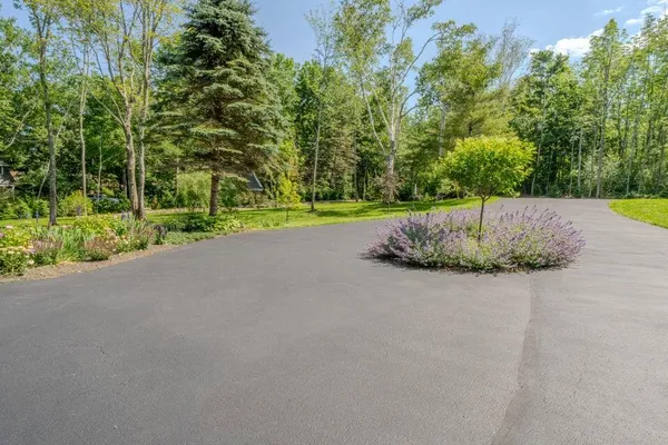 $1,925,000 | 19 Glenview Lane, Belfast, ME 04915