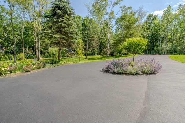 $1,925,000 | 19 Glenview Lane, Belfast, ME 04915