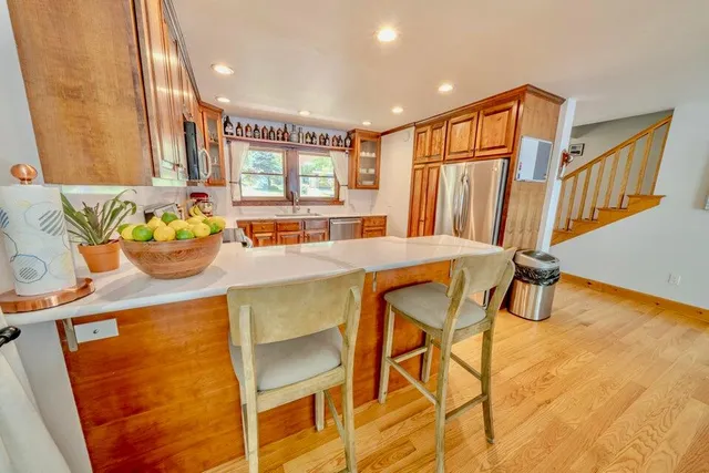 $1,925,000 | 19 Glenview Lane, Belfast, ME 04915