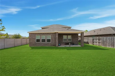 $405,000 | 2703 Fairfield Landing Lane, Pearland, TX 77089