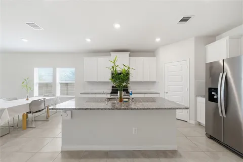 $405,000 | 2703 Fairfield Landing Lane, Pearland, TX 77089
