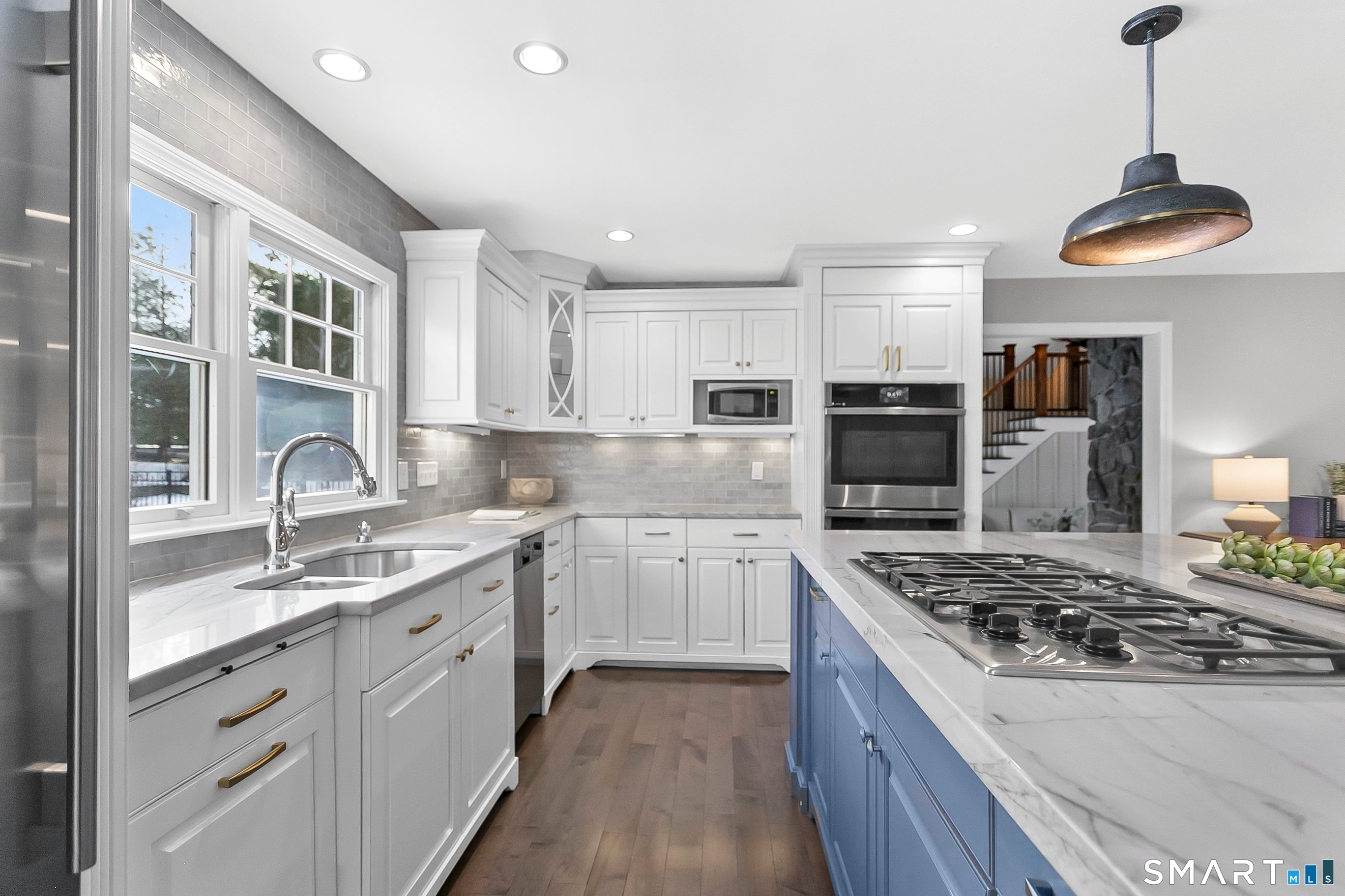 158 Coventry Lane Fairfield, CT 06824 - Photo 15 of 39