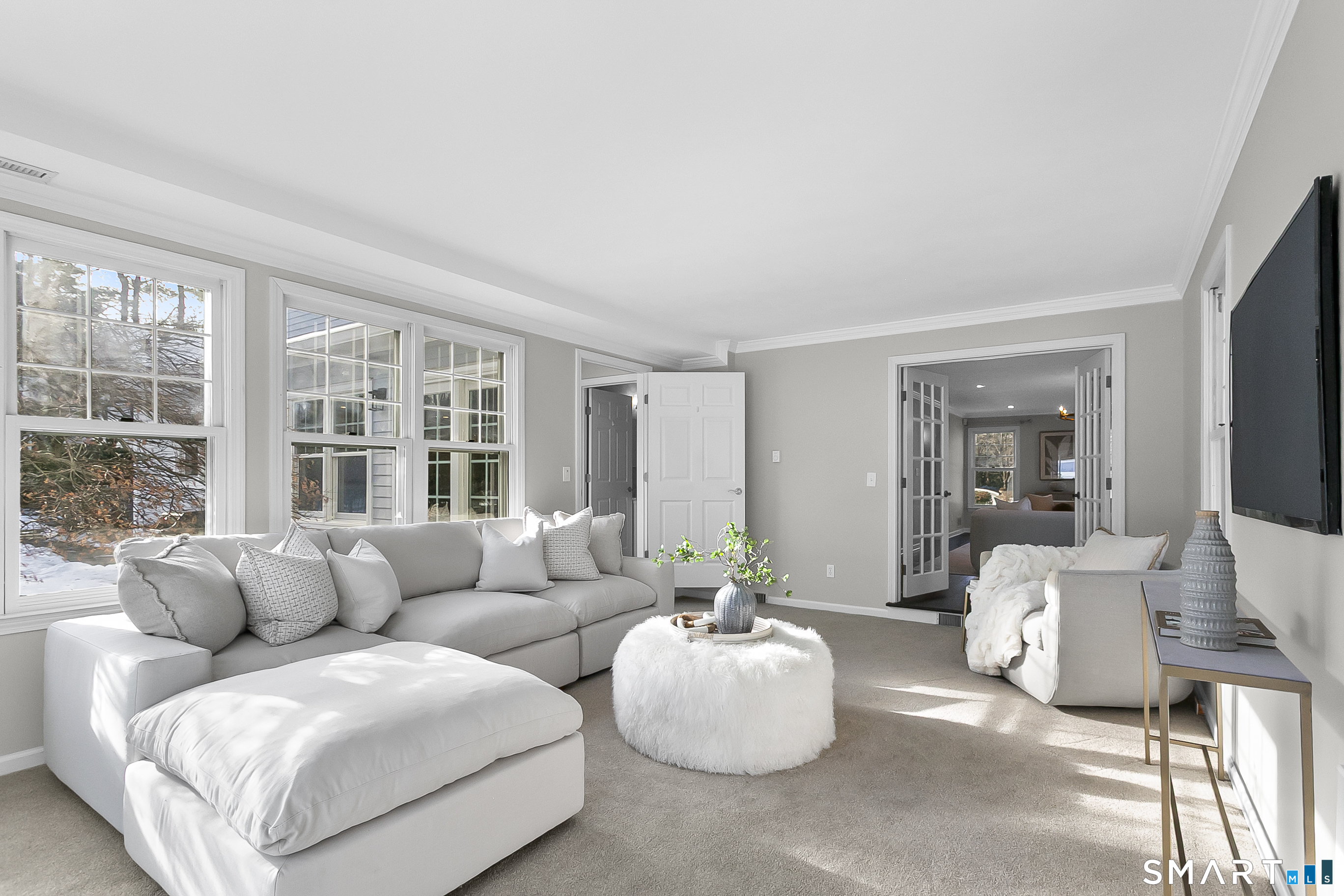 158 Coventry Lane Fairfield, CT 06824 - Photo 9 of 39