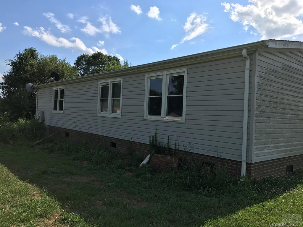 1942 Houston Mill Road Conover, NC 28613 - Photo 2 of 16 Gallery Image 2