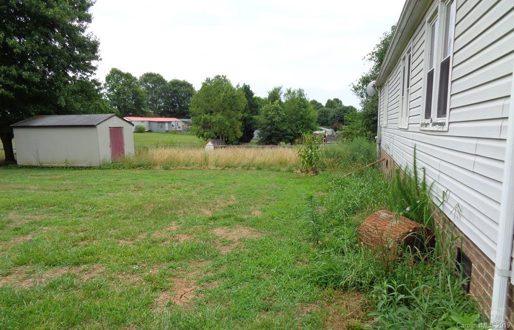 1942 Houston Mill Road Conover, NC 28613 - Photo 5 of 16 Gallery Image 5