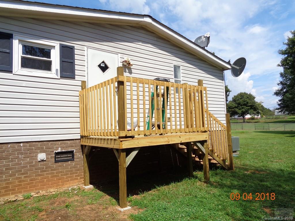 1942 Houston Mill Road Conover, NC 28613 - Photo 7 of 16 Gallery Image 7