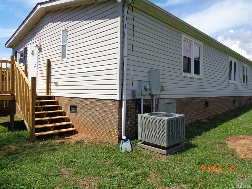 1942 Houston Mill Road Conover, NC 28613 - Photo 9 of 16 Gallery Image 9