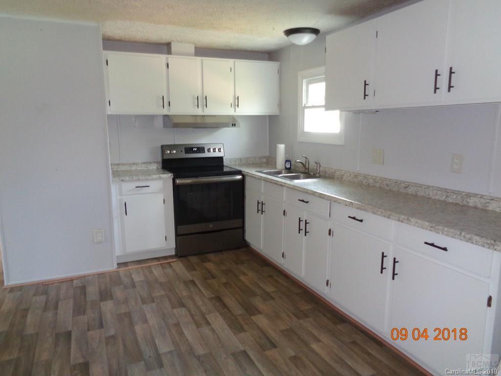 1942 Houston Mill Road Conover, NC 28613 - Photo 10 of 16 Gallery Image 10