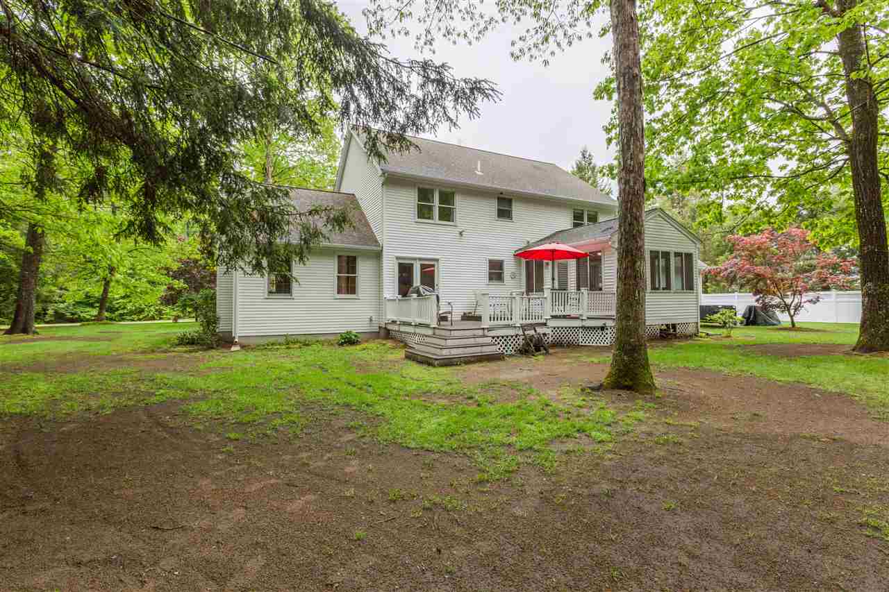 27 Edgewood Run Amherst, NH 03031 - Photo 3 of 40 Gallery Image 3