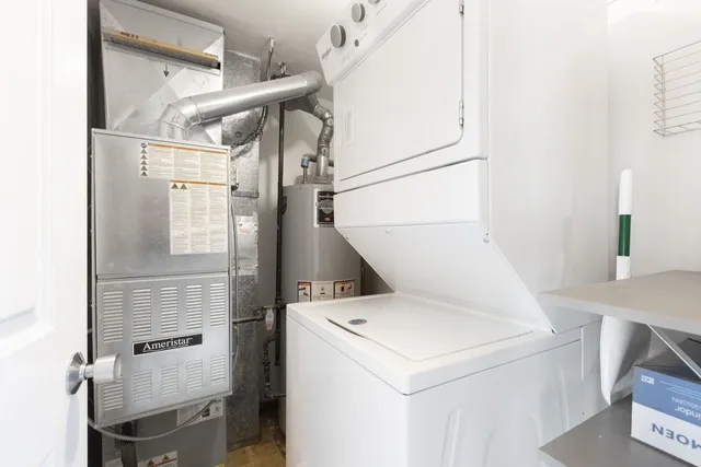 $250,000 | 1373 Ct Maria, Hanover Park, IL 60133