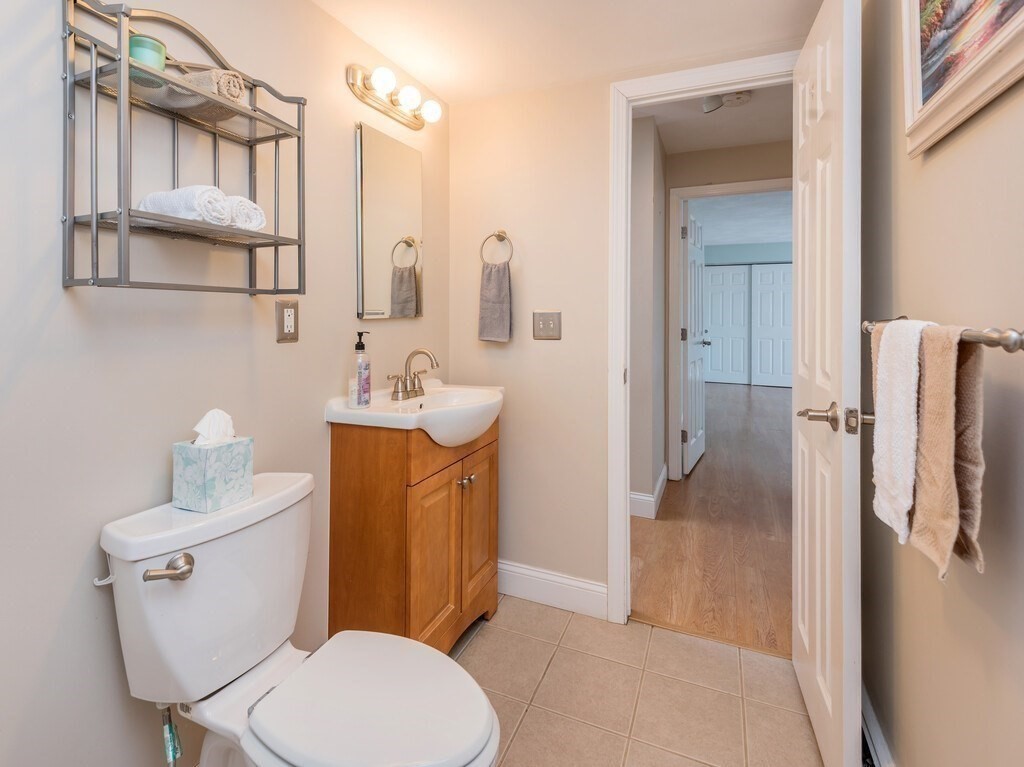 23 Davis Road, Unit B1 Acton, MA 01720 - Photo 14 of 26 Gallery Image 14