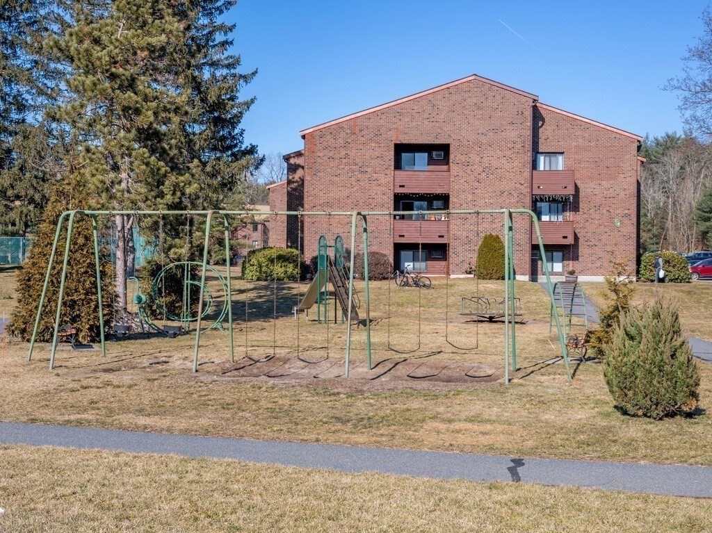 23 Davis Road, Unit B1 Acton, MA 01720 - Photo 23 of 26 Gallery Image 23