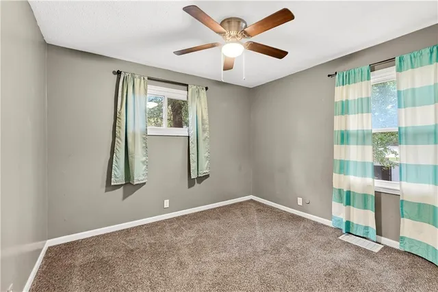 $196,500 | 1927 Pottawatomie Street, Leavenworth, KS 66048