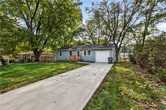 $196,500 | 1927 Pottawatomie Street, Leavenworth, KS 66048