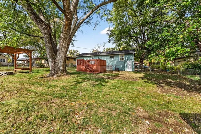 $196,500 | 1927 Pottawatomie Street, Leavenworth, KS 66048