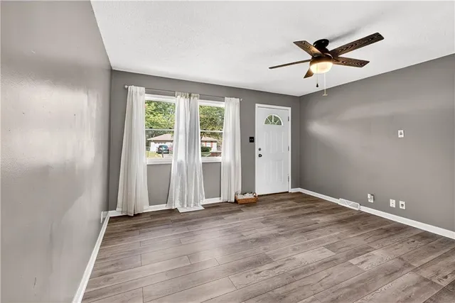 $196,500 | 1927 Pottawatomie Street, Leavenworth, KS 66048