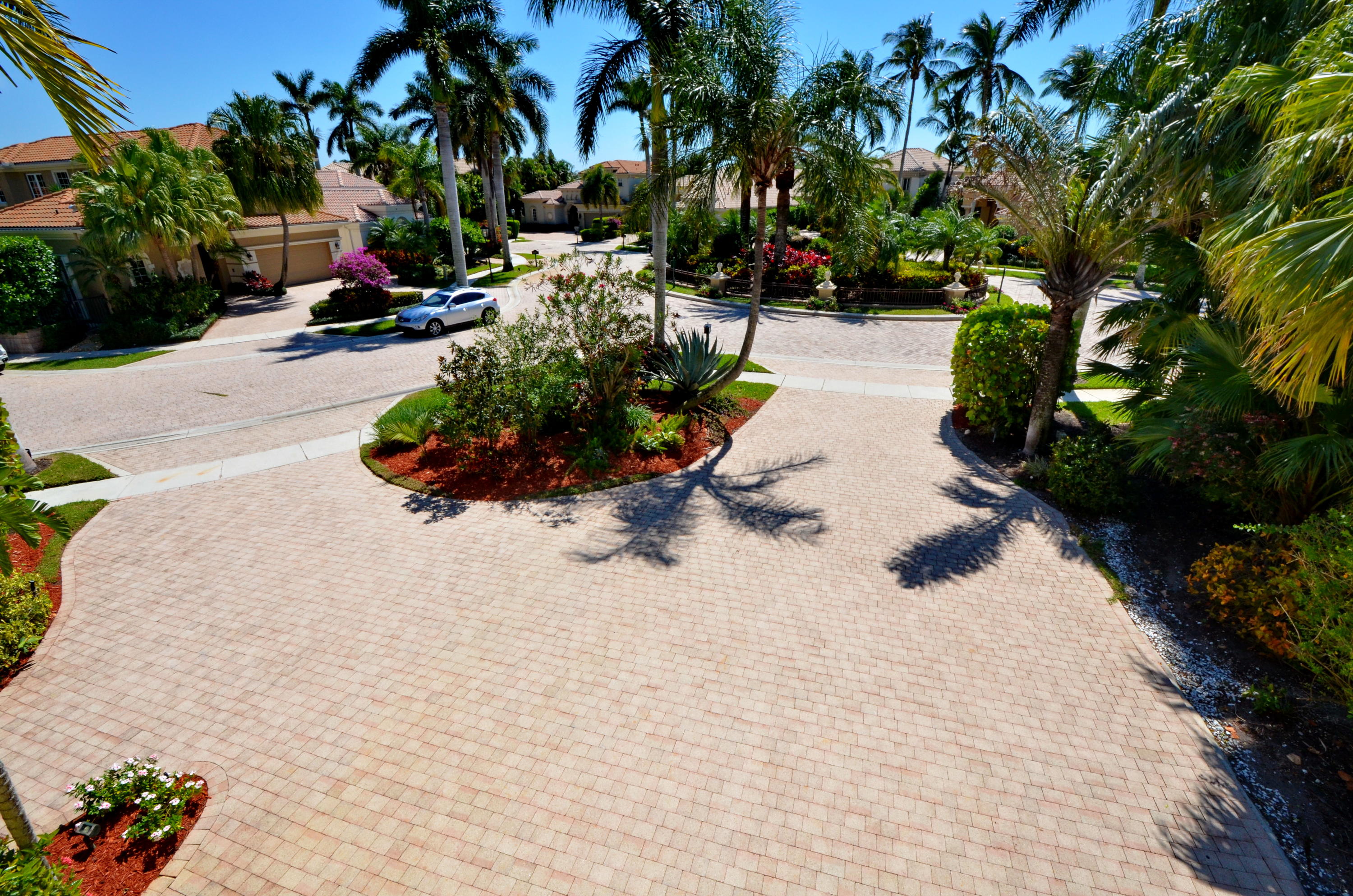 6460 Enclave Way Boca Raton, FL 33496 - Photo 3 of 47 6460_ENCLAVE_WAY_MLS_HID1159165_ROOM3