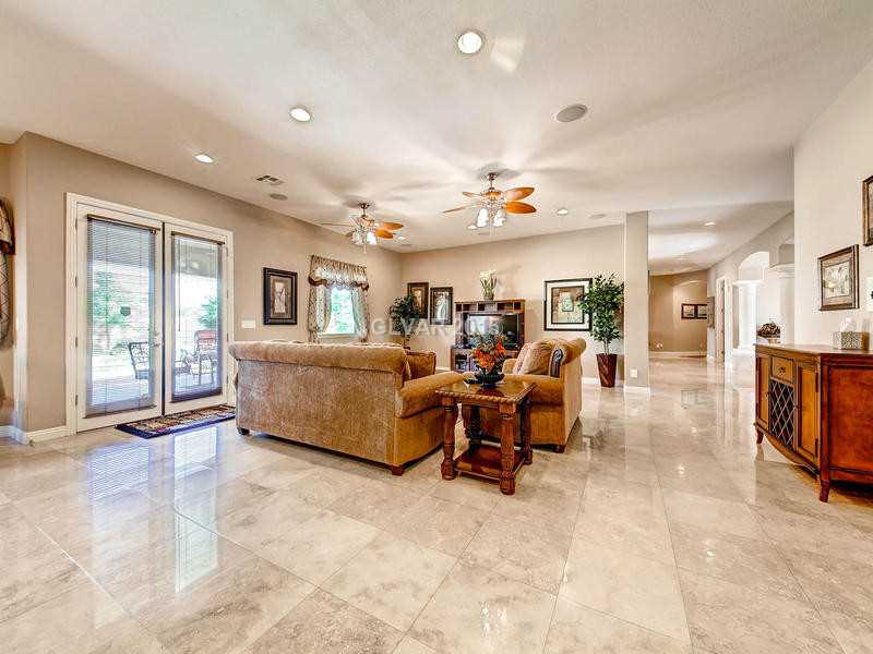 189 East Robindale Road Las Vegas, NV 89123 - Photo 11 of 27 Property Photo.