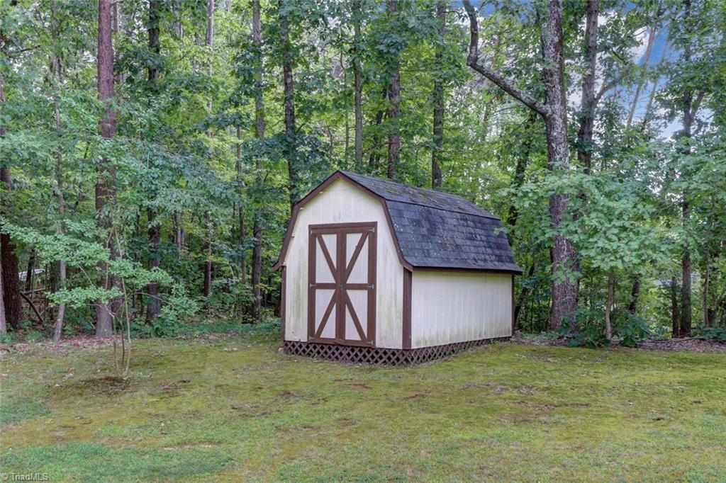 310 Linden Road Reidsville, NC 27320 - Photo 23 of 27 Gallery Image 23