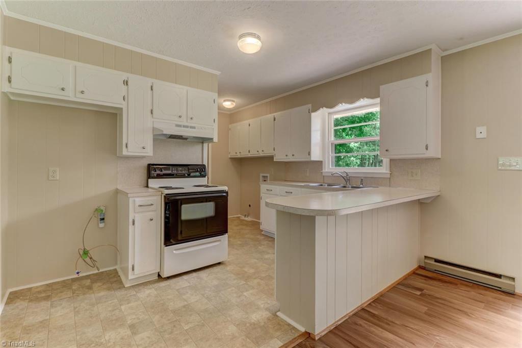 310 Linden Road Reidsville, NC 27320 - Photo 9 of 27 Gallery Image 9
