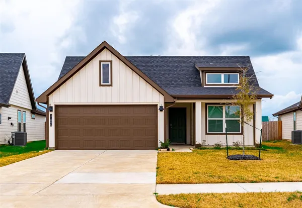 $2,150 | 31806 Whittis Hl Way, Fulshear, TX 77441