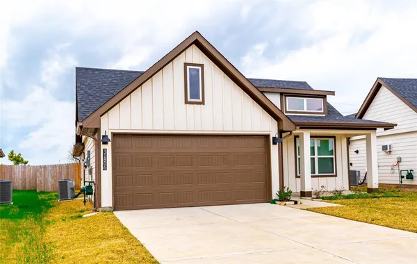 $2,150 | 31806 Whittis Hl Way, Fulshear, TX 77441