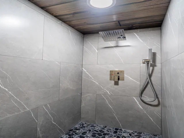 $1,599,000 | 5600 Northeast Nfr 5 Silver Springs, Silver Springs, FL 34488