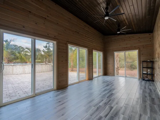 $1,599,000 | 5600 Northeast Nfr 5 Silver Springs, Silver Springs, FL 34488