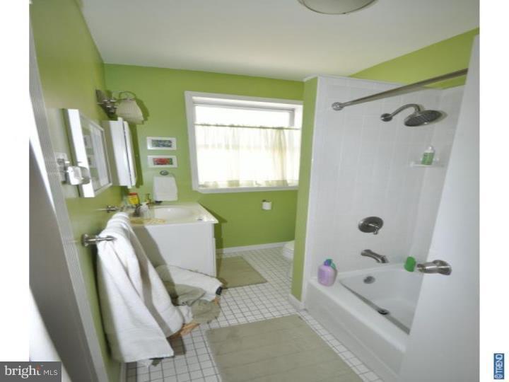 331 Rector Street Philadelphia, PA 19128 - Photo 12 of 19 Bathroom