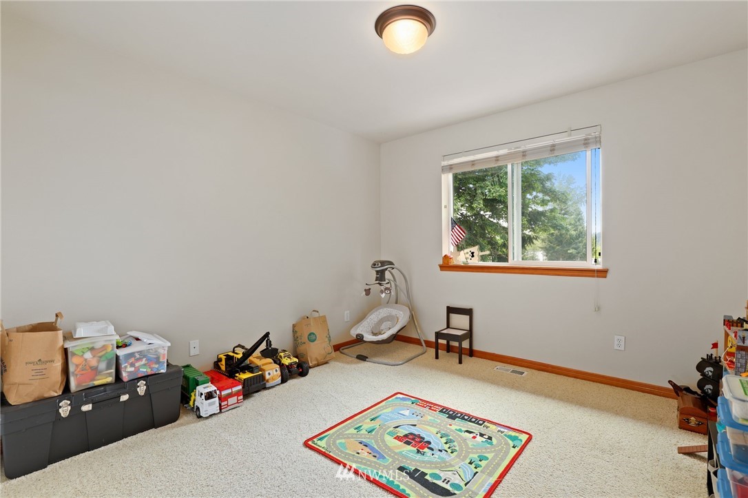 17800 19th Avenue Southeast, Unit 15 Bothell, WA 98012 - Photo 19 of 31 Gallery Image 19