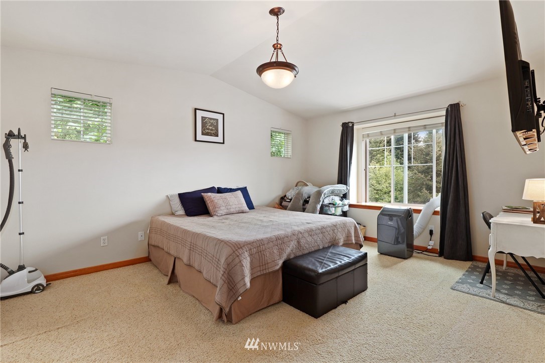 17800 19th Avenue Southeast, Unit 15 Bothell, WA 98012 - Photo 21 of 31 Gallery Image 21