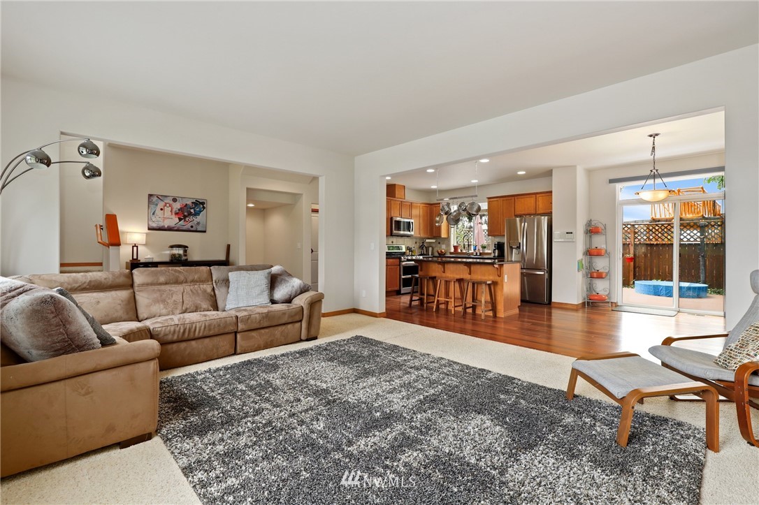 17800 19th Avenue Southeast, Unit 15 Bothell, WA 98012 - Photo 8 of 31 Gallery Image 8