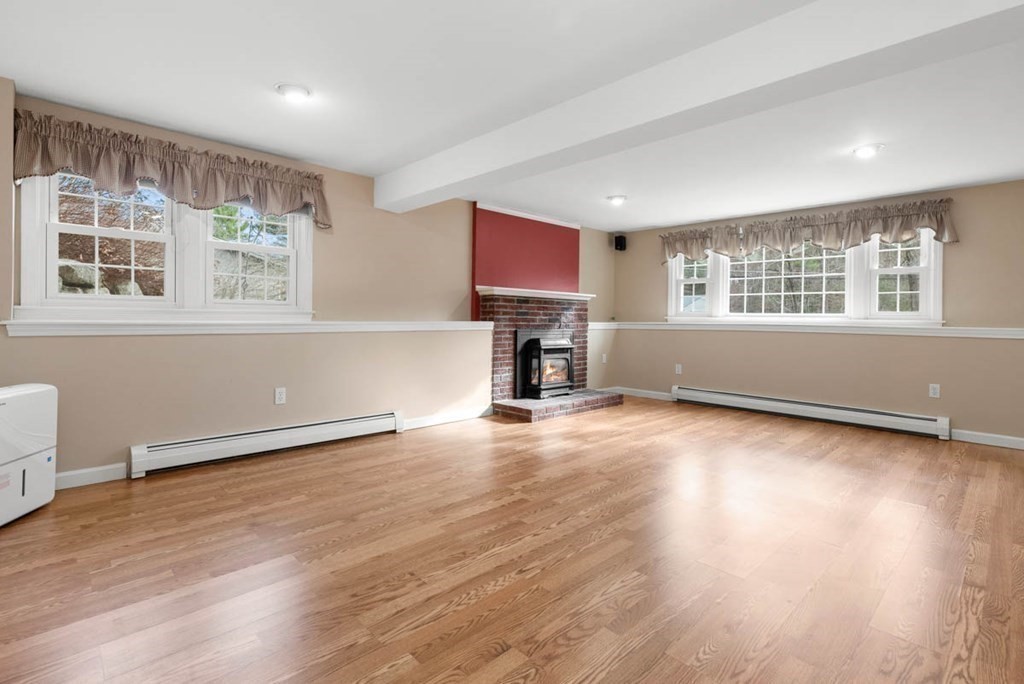 8 Marina Road Chelmsford, MA 01824 - Photo 30 of 38 Gallery Image 30