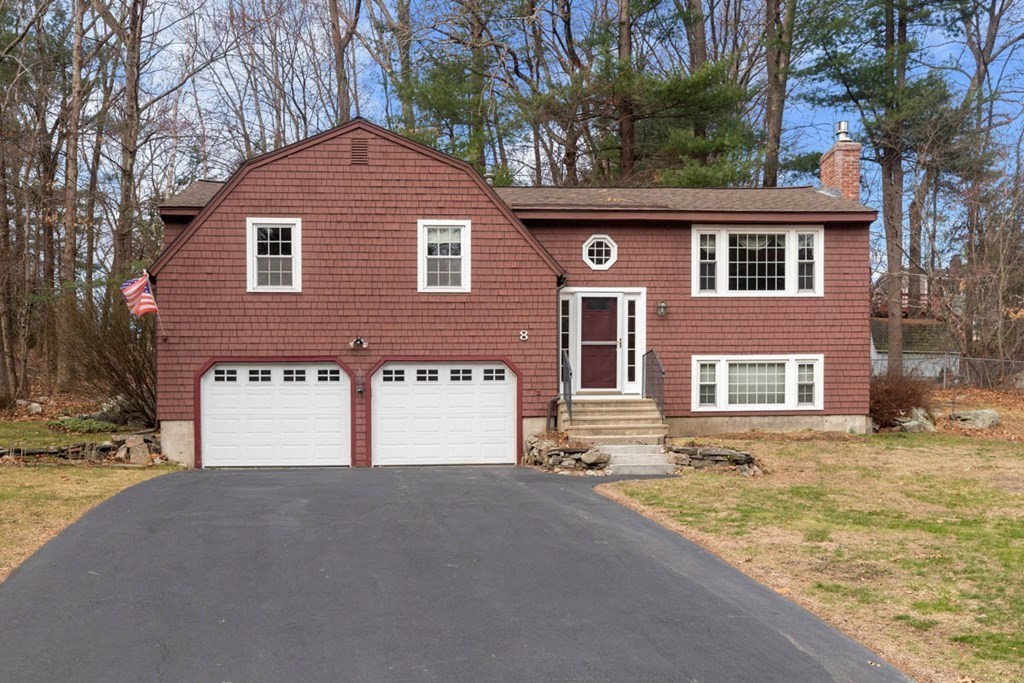 8 Marina Road Chelmsford, MA 01824 - Photo 3 of 38 Gallery Image 3
