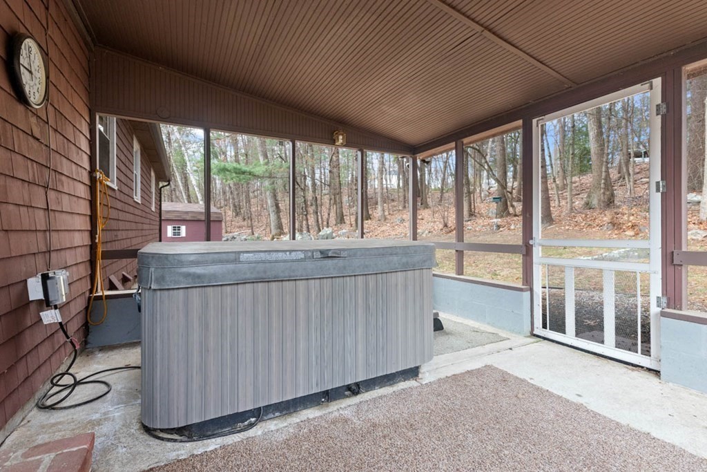 8 Marina Road Chelmsford, MA 01824 - Photo 33 of 38 Gallery Image 33
