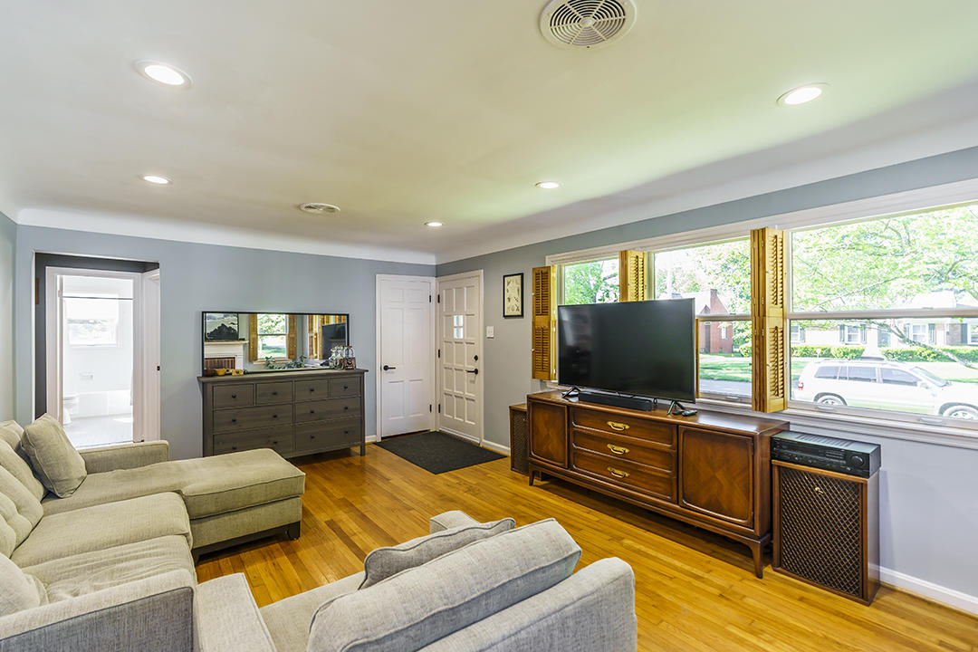 533 Reed Lane Lexington, KY 40503 - Photo 4 of 27 533reed04