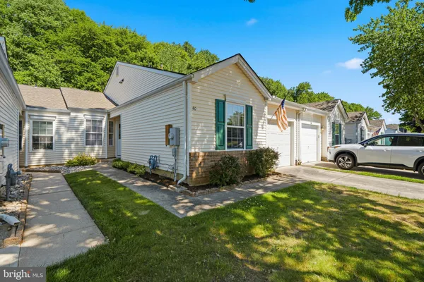$410,000 | 40 Peppergrass Drive North, Mount Laurel, NJ 08054