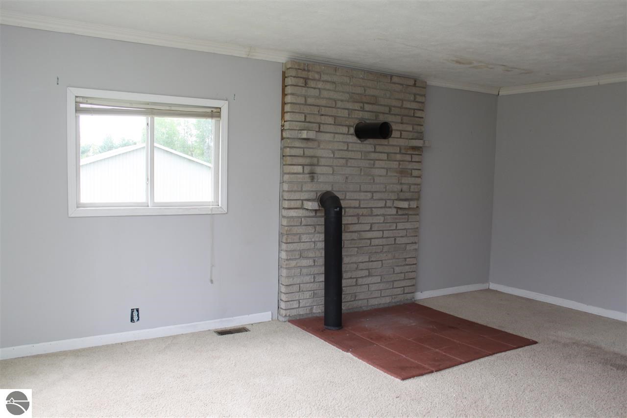 10320 East 12 Road Manton, MI 49663 - Photo 44 of 55 1791420-43.JPG