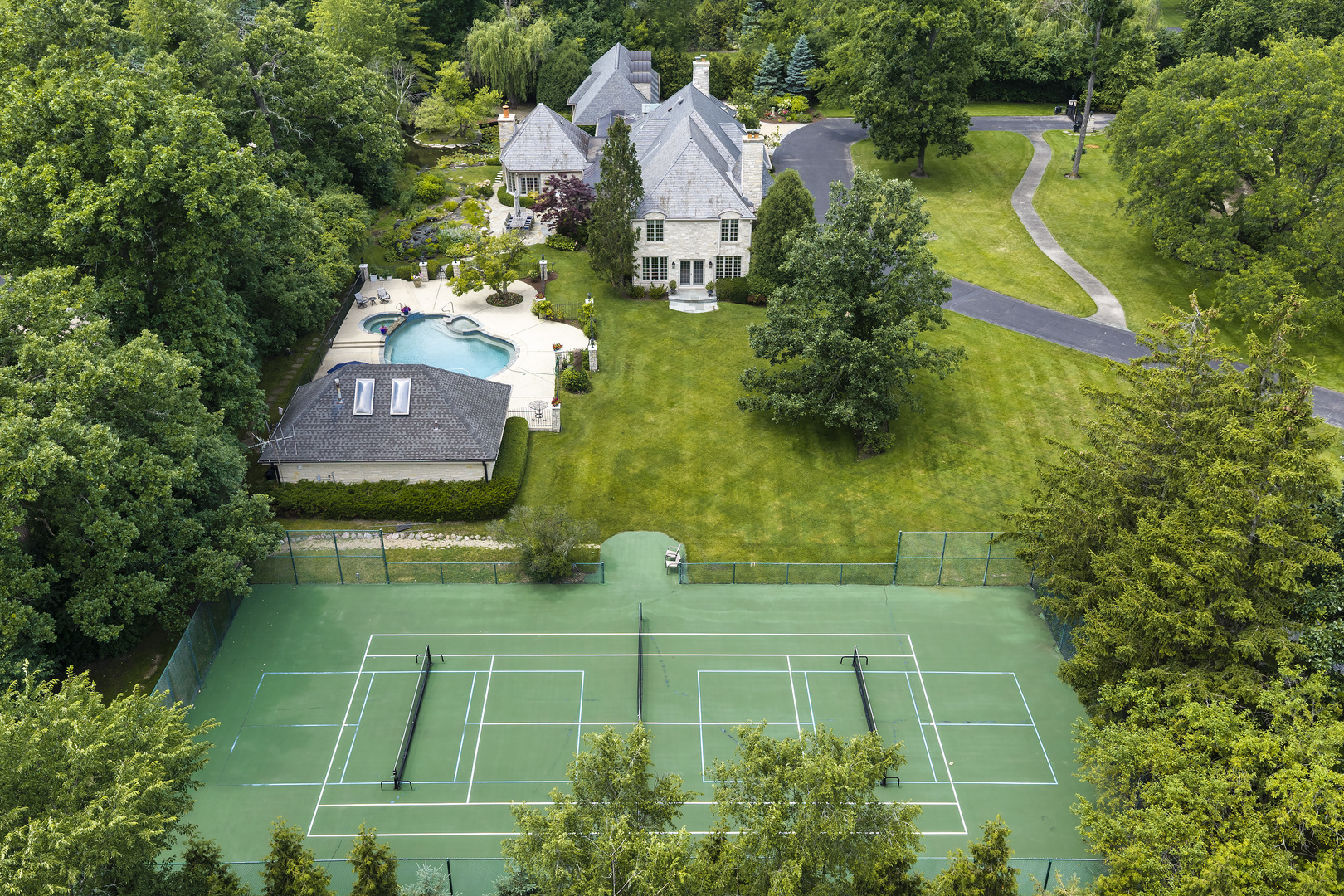 2311 Burr Oak Road Northfield, IL 60093 - Photo 2 of 12