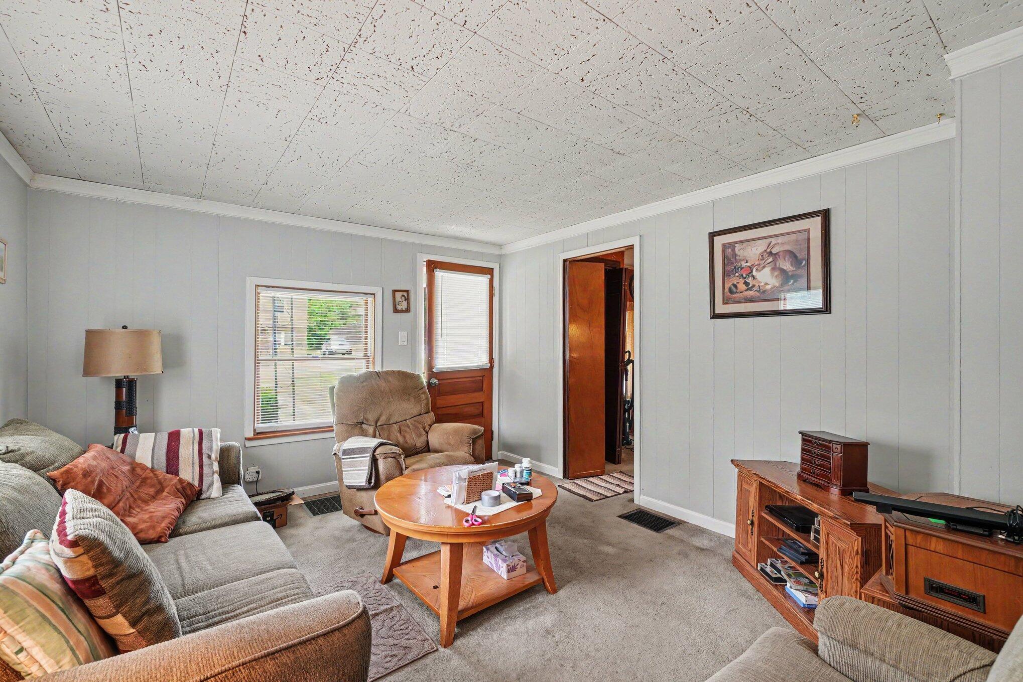 1026 Edwards Road Elsmere, KY 41018 - Photo 5 of 20